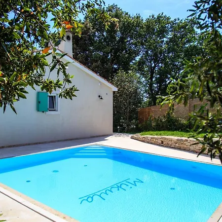 Mikula Villa *