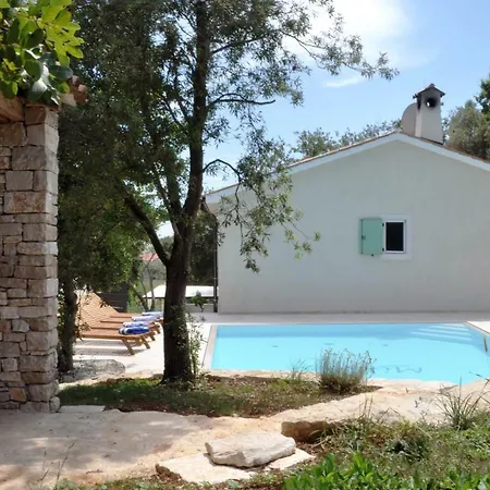 Villa Mikula *